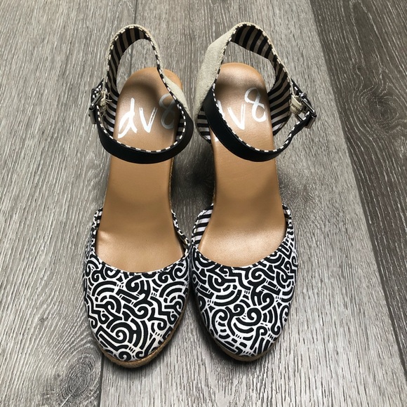 DV8 wedge heels black white 7.5 - Picture 2 of 12